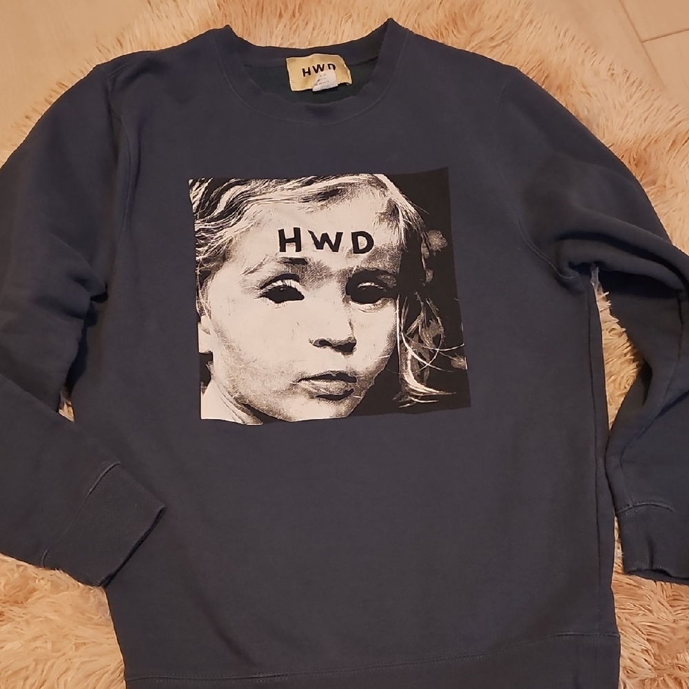 HWD Halfway Dead Men's Graphic Print Blue Crewneck Sweatshirt Medium